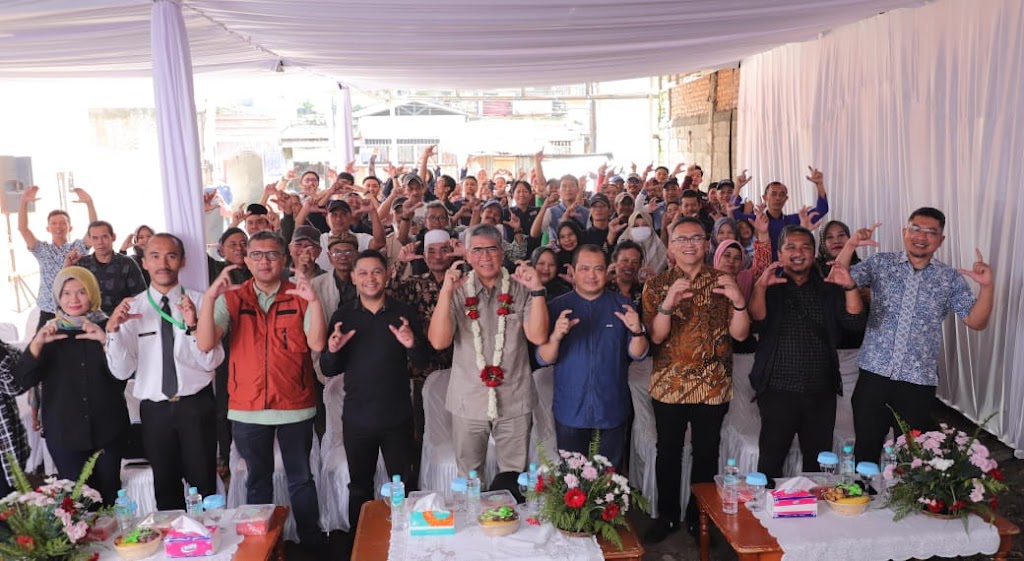 Pemkot Cimahi Tingkatkan Kualitas Hidup Warga Melalui Program Air Bersih