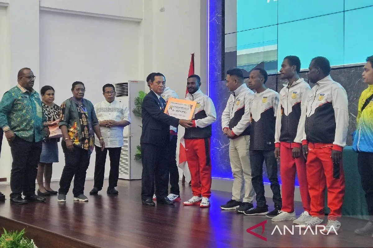 Pemprov Papua Salurkan Bonus Rp25 M Untuk Atlet PON Dan Peparnas